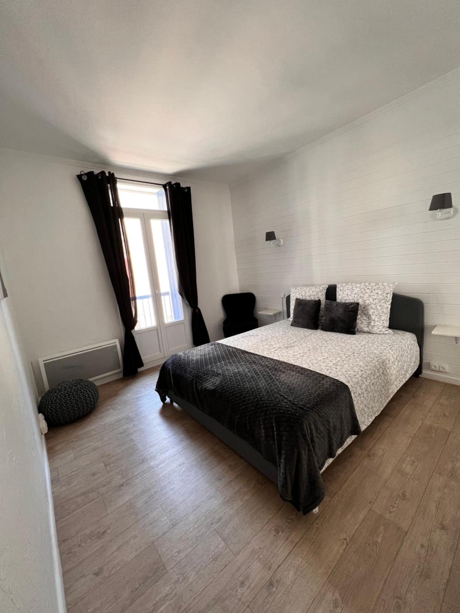 Hébergement de vacances Superbe Maison De *